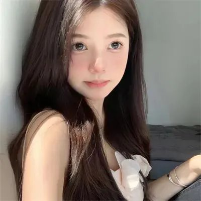 倒挂的爱丽丝